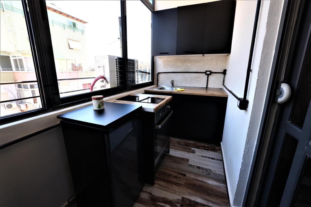 Stylish Studio In The Heart Of Tirana #3 Apartment Екстериор снимка